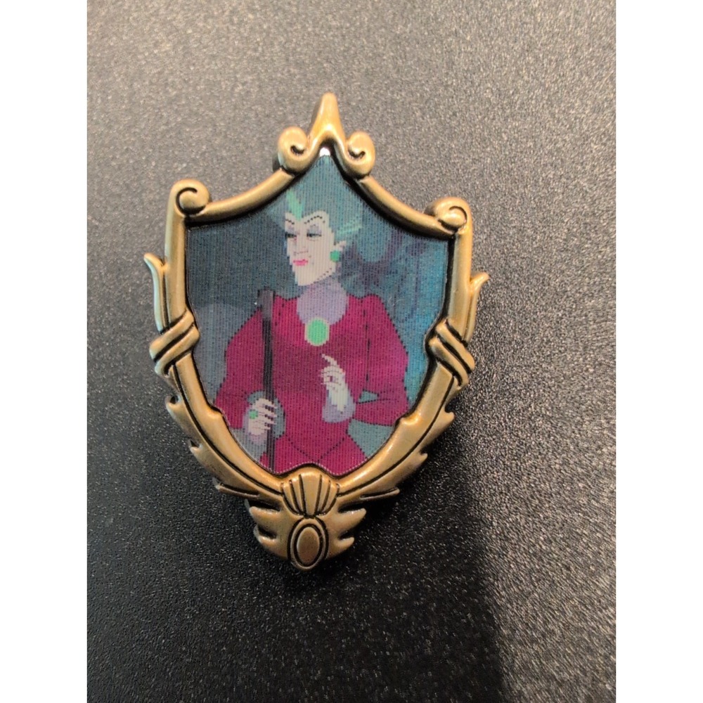 Disney Cinderella Lenticular Frame LoungeFly Blind Box Pin Lady Tremaine Lucifer